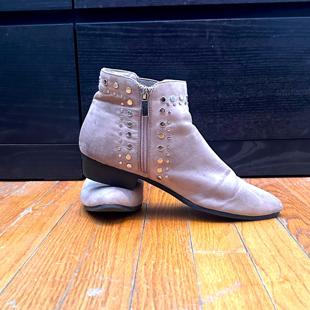 Forever 21 tan ankle booties with studs size 10